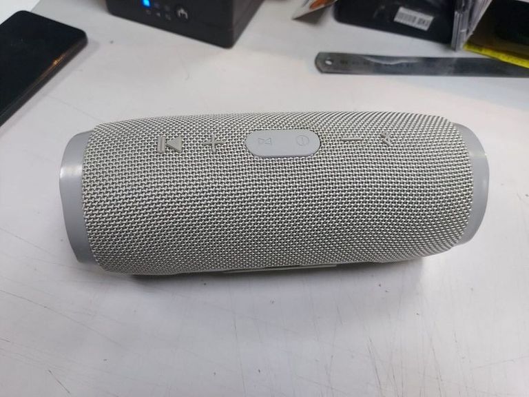 Дешево JBL Charge 3 Red (CHARGE3RED) з ломбарду