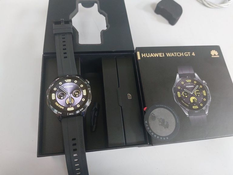 Дешиво Huawei Watch GT 4 46mm Black (55020BGS) с ломбарда