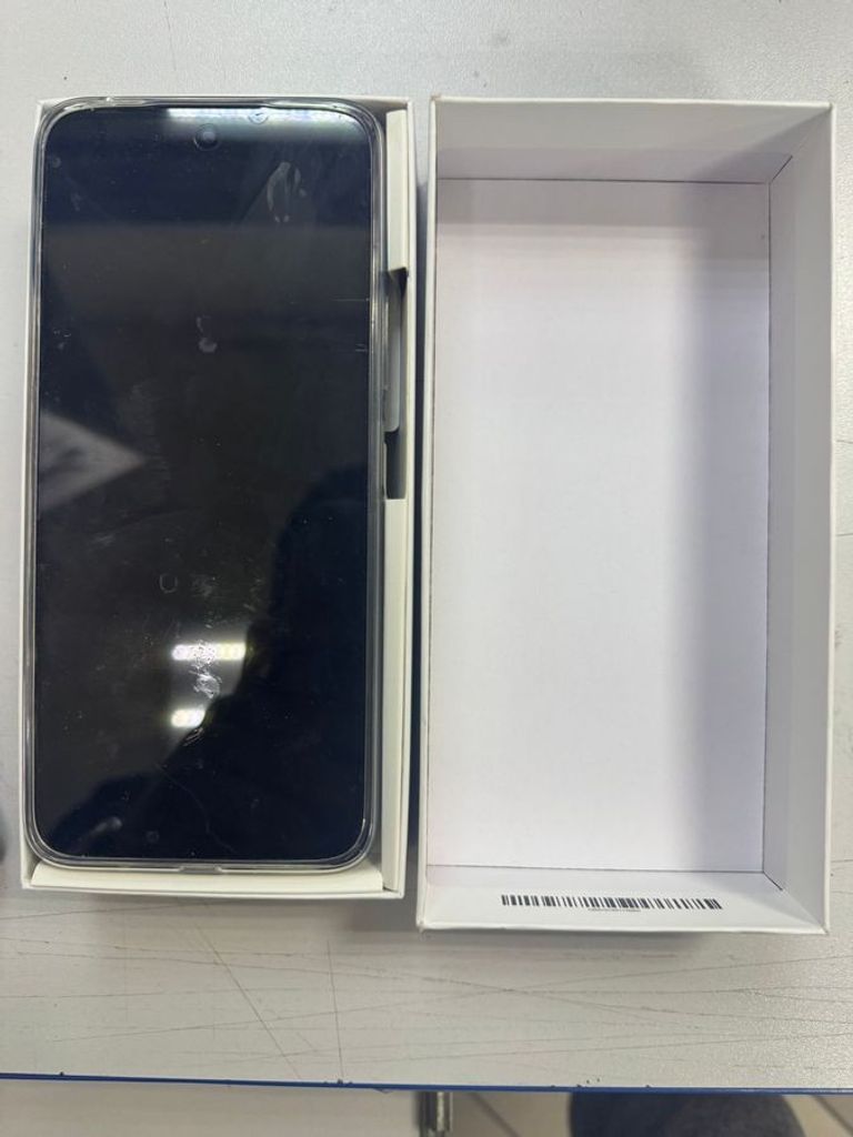Купити Xiaomi Redmi 13 6/128GB Black Б/У