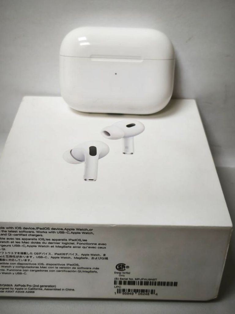 Купить Apple airpods pro 2nd generation with magsafe charging case usb-c Б/У