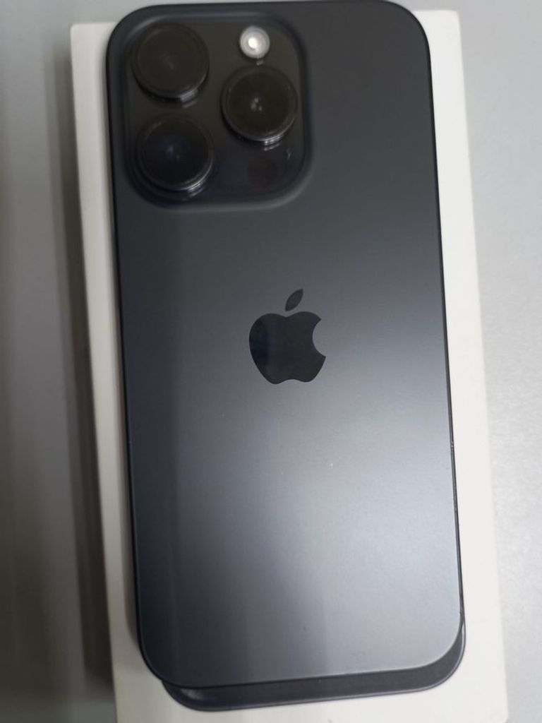 Apple iPhone 15 Pro 1TB eSIM White Titanium Код:01-200771975. Зображення 5