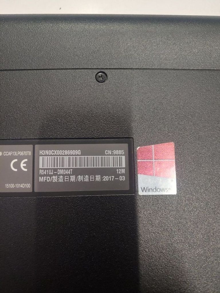 Купить Asus 15/core i3 6006u ddr3/12gb ddr3/hdd *відсутній/ssd 128 gb/geforce 920mx 2gb Б/У