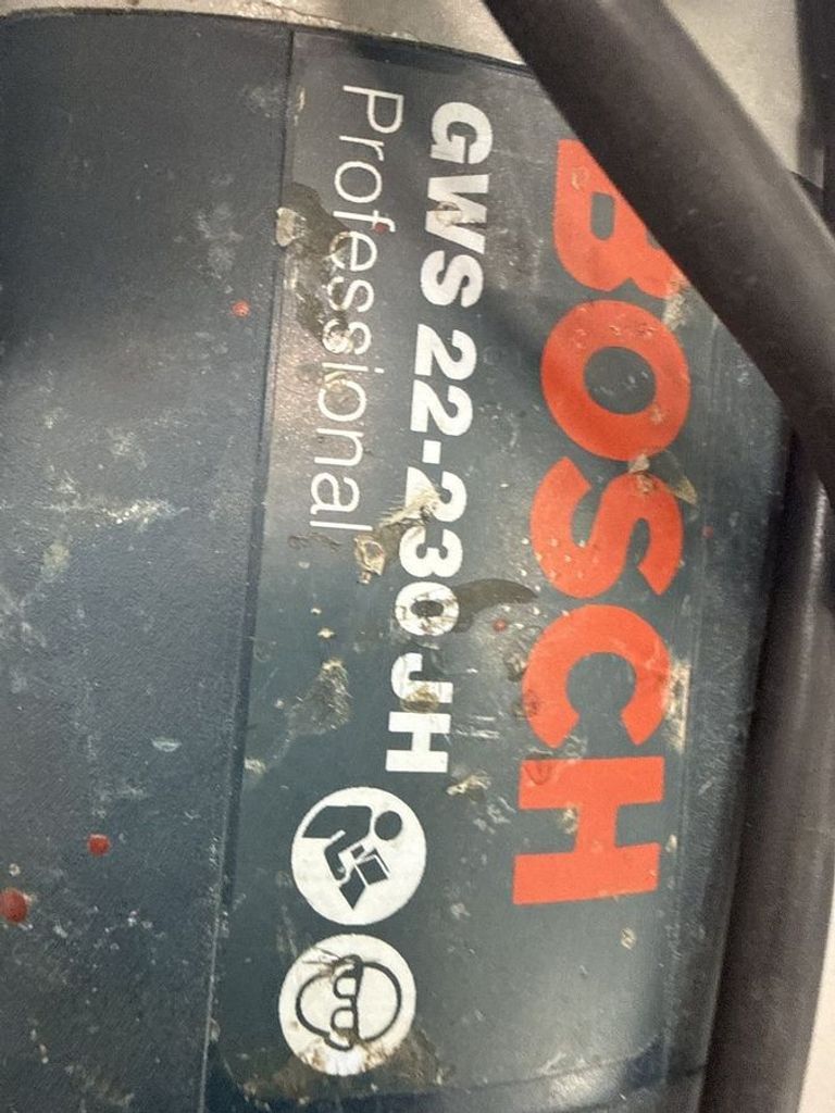 Оголошення Bosch GWS 22-230 JH (0601882203) Б/У