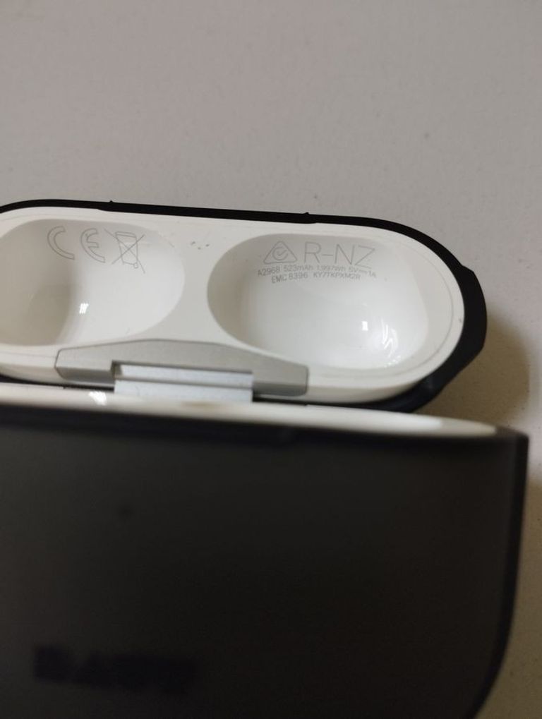 Розпродаж Apple airpods pro 2nd generation with magsafe charging case usb-c, продавець Техноскарб