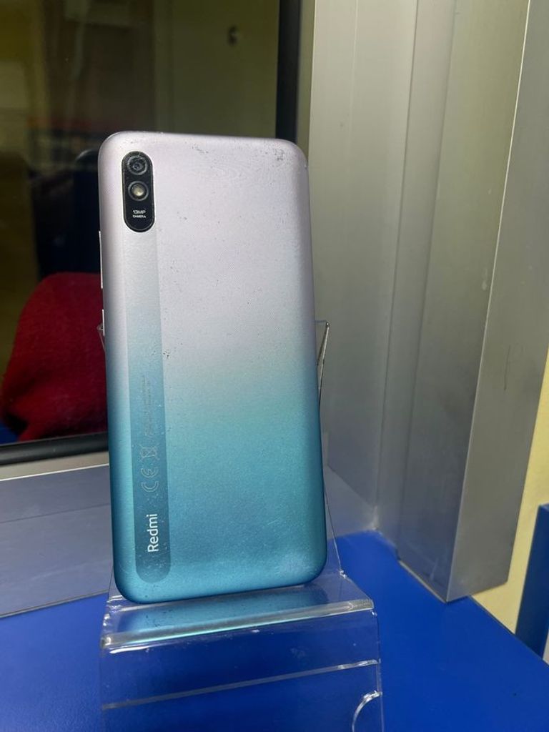 Дешиво Xiaomi redmi 9a 2/32gb с ломбарда