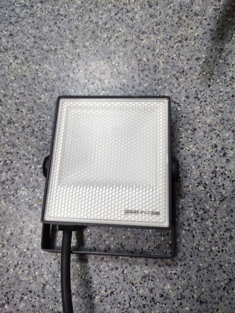 Gauss evo 687511320 20w 1800lm + штатив Код:01-200804474. Изображение 5