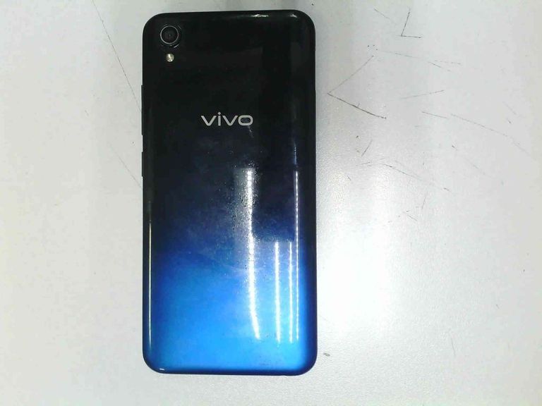 Дешиво Vivo y91c / 1820 2/32gb с ломбарда