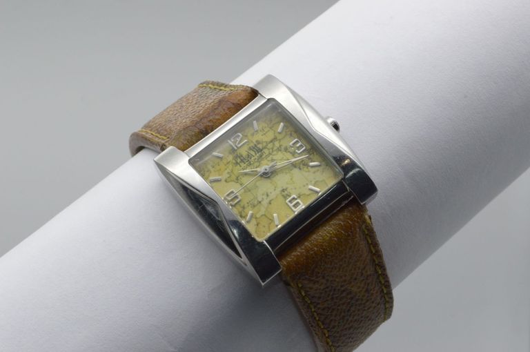 Купить Alviero Martini pcd205 Б/У