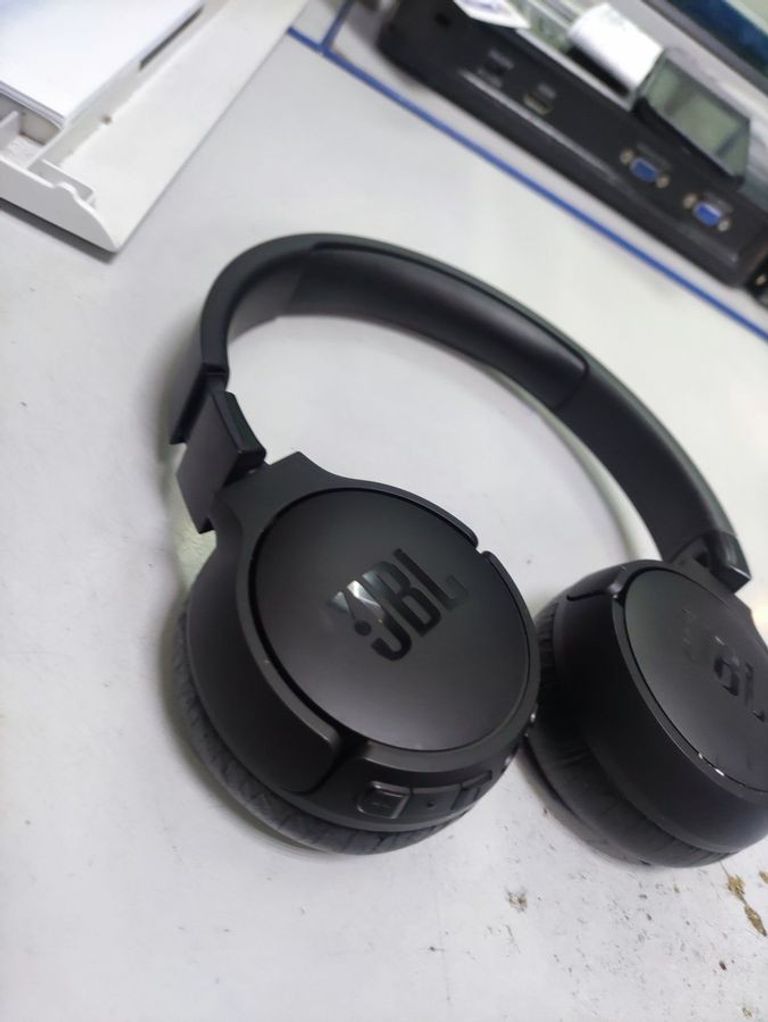Объявление Jbl tune 660nc Б/У