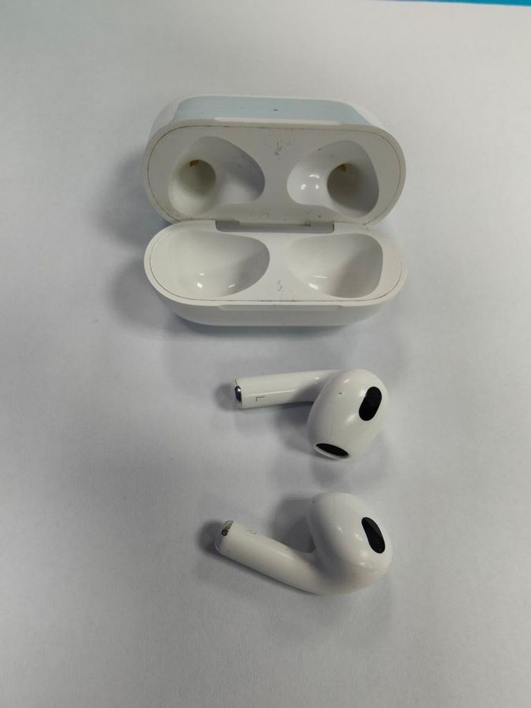 Дешево Apple airpods 3rd generation з ломбарду
