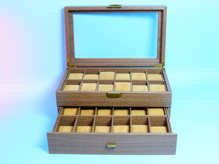 Оголошення з дерева на 24 відділень. Скринька для прикрас. Нова. Б/У