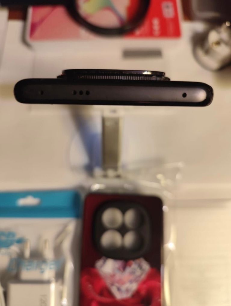 Xiaomi Redmi Note 14 Pro+ 5G 8/256GB Midnight Black Код:null. Изображение 6