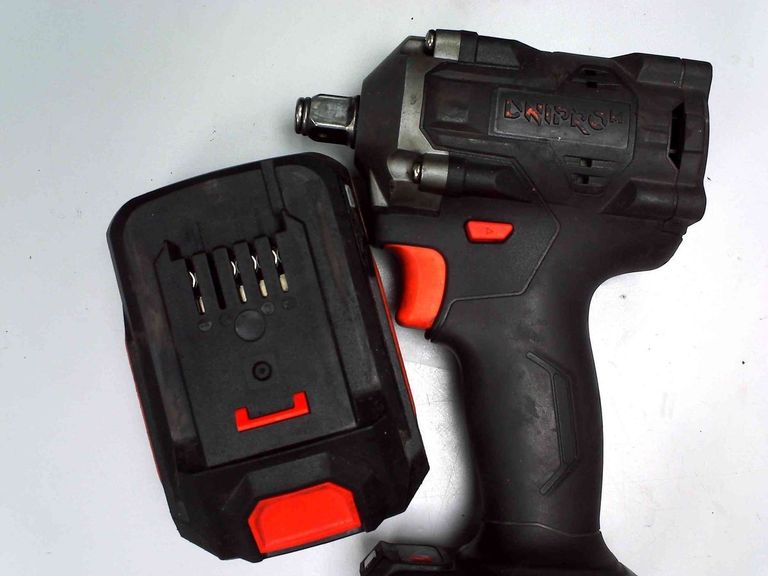 Оголошення Dnipro-M dtw-201bc compact 1акб 4ah зп Б/У