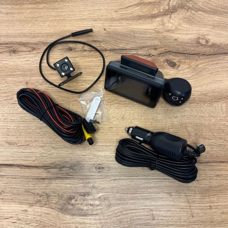 Купити Dash Cam 3 у 1 Б/У