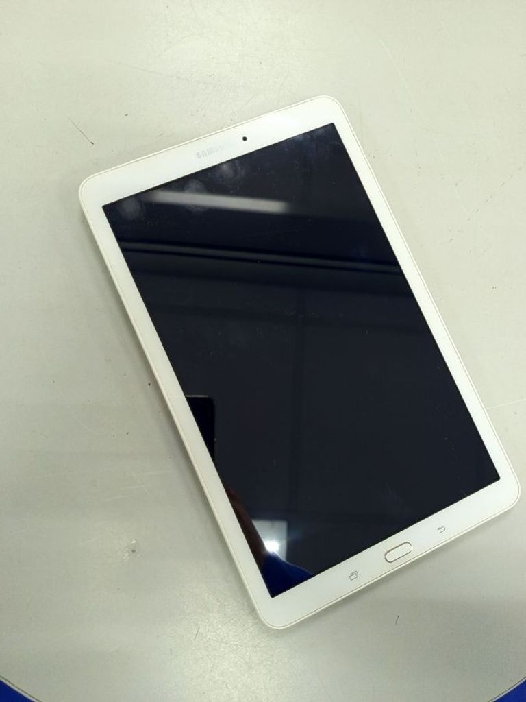 Оголошення Samsung galaxy tab e 9.6 8gb 3g Б/У