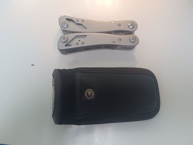 Дешиво Сталь 2cr с ломбарда