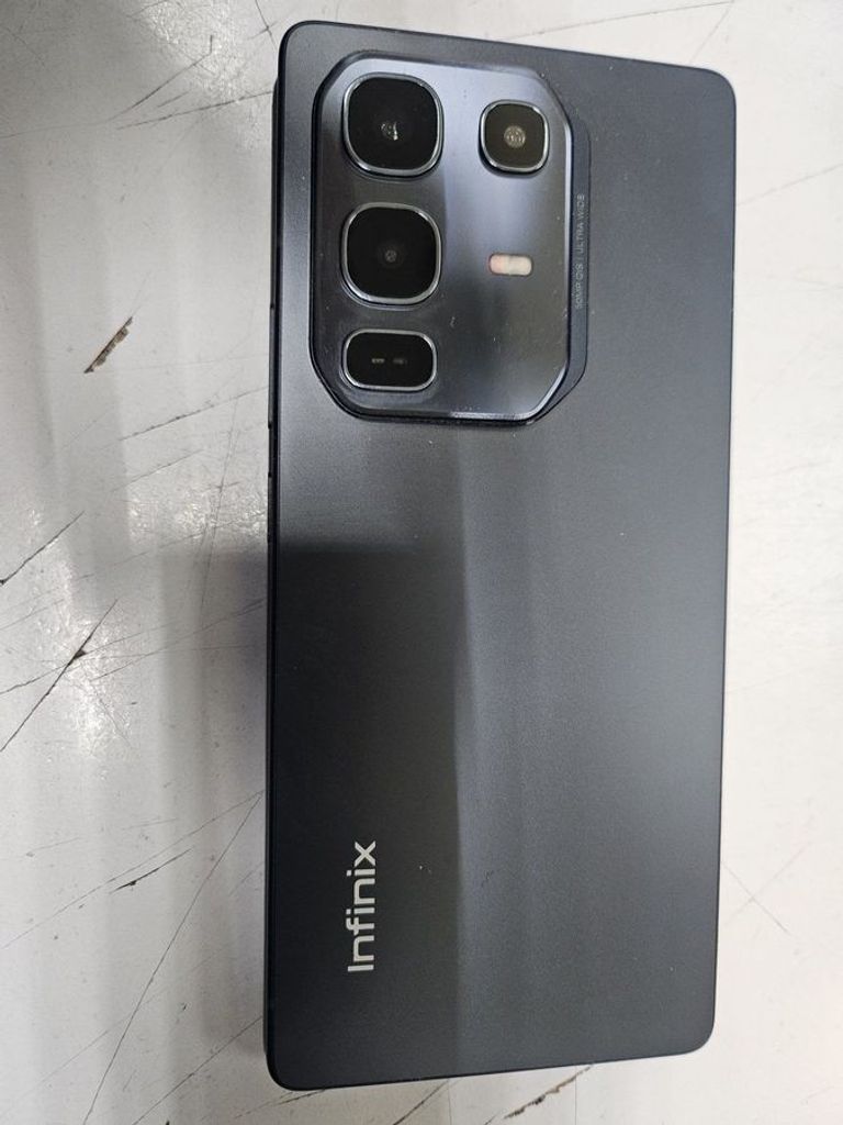 Дешево Infinix Note 50 Pro 8/256GB Shadow Black з ломбарду