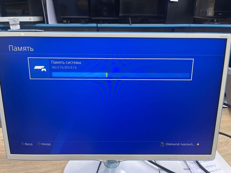 Оголошення Sony playstation 4 pro 1tb Б/У