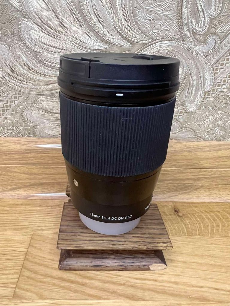 Купити Sigma 16mm 1:1.4 DC DN (for Sony E-Mount) Б/У