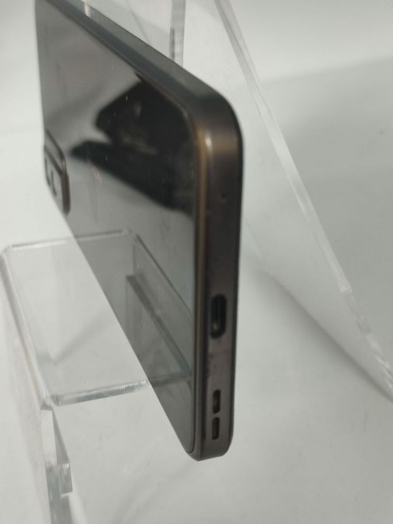 Nokia C32 4/64GB Green Код:01-200889765. Изображение 6