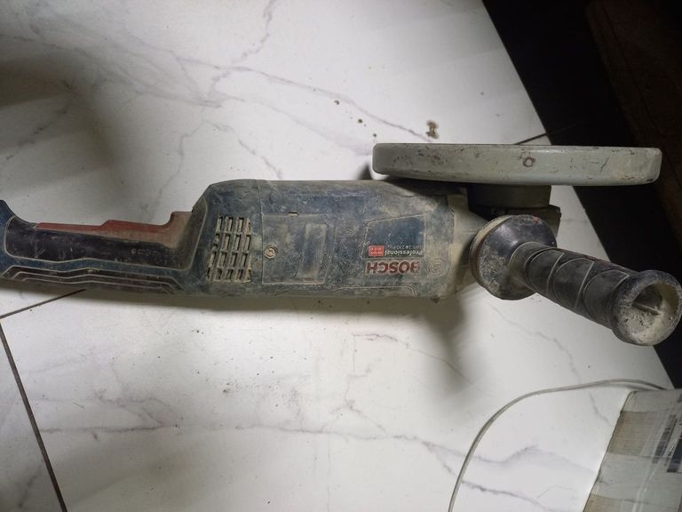 Оголошення Bosch gws 24-230 p Б/У