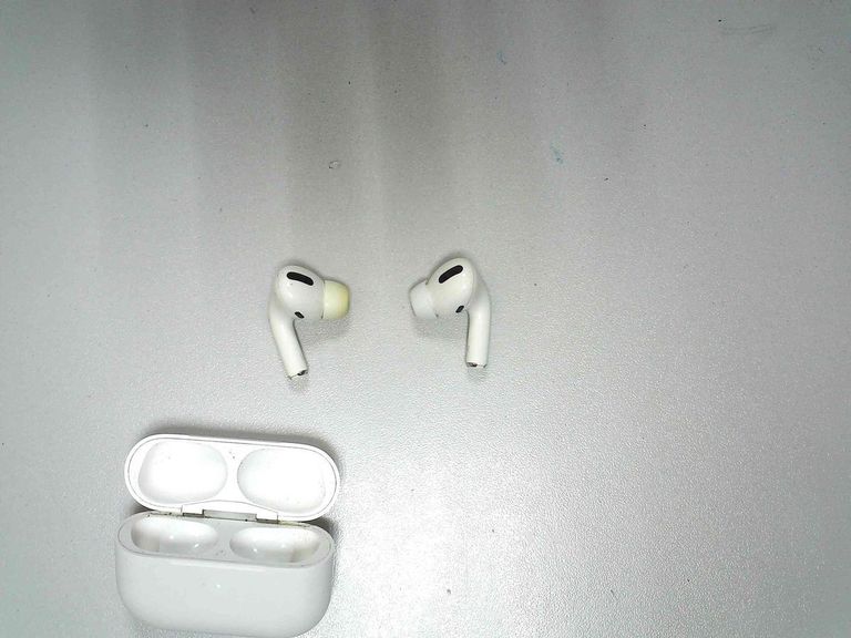 Распродажа Apple AirPods Pro (MWP22), продавец Техноскарб