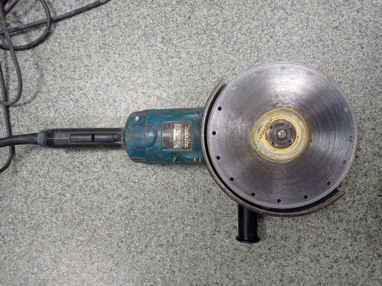 Розпродаж Makita GA7020, продавець Техноскарб