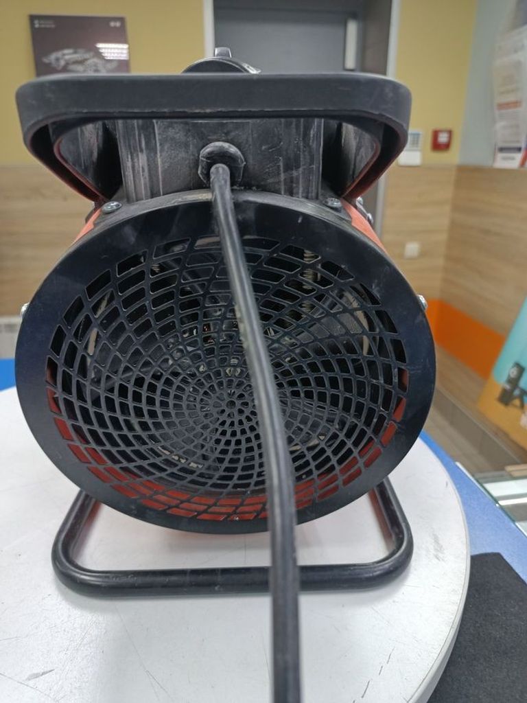 Дешево Vitals EH-37 з ломбарду