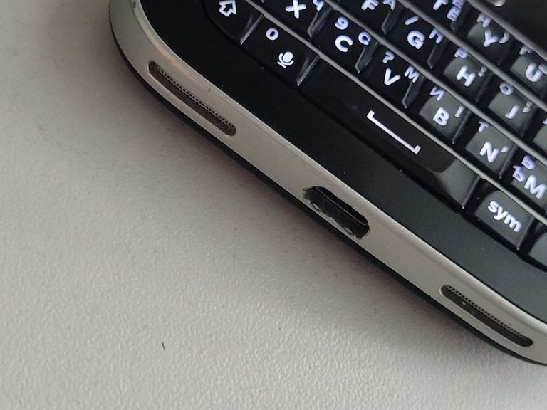 Дешево BlackBerry Classic (Black) з ломбарду