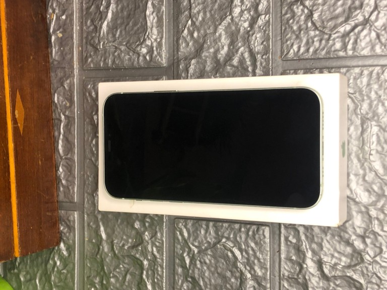 Оголошення Apple iPhone 12 64GB Green (MGJ93/MGHA3) Б/У