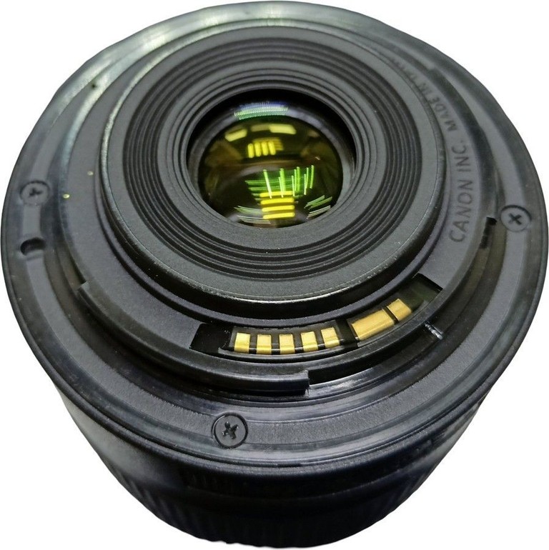 Розпродаж Canon eos 4000d + ef-s 18-55mm macro 0-25m 0,8ft, продавець Техноскарб