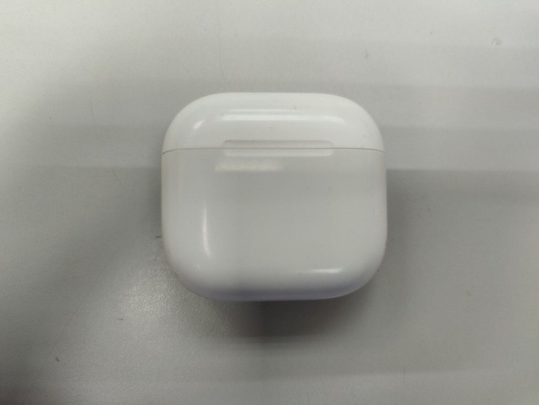 Купити Apple airpods 4 Б/У