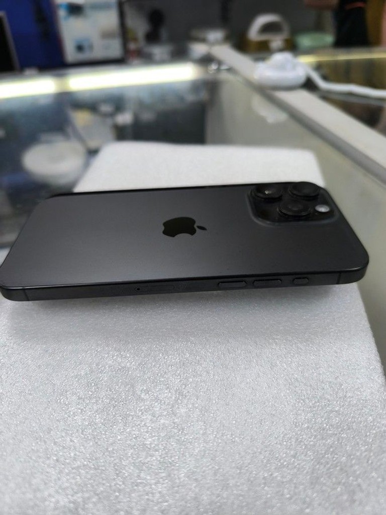 Оголошення Apple iphone 15 pro max 256gb Б/У