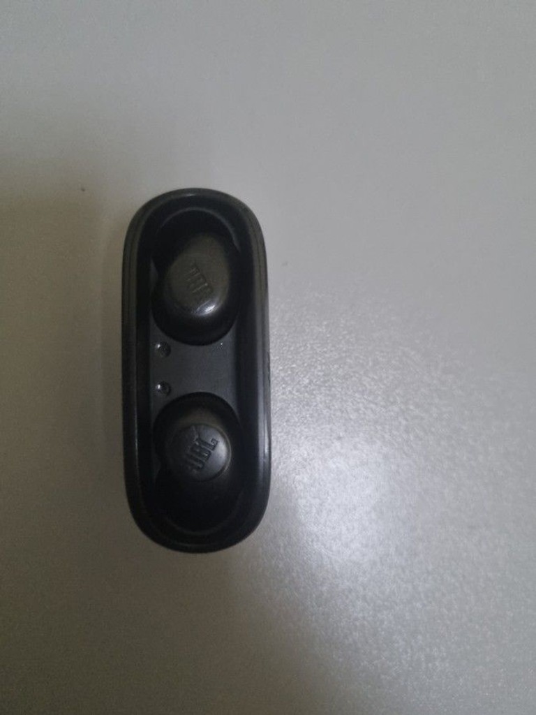 Дешиво Jbl wave buds 2 с ломбарда