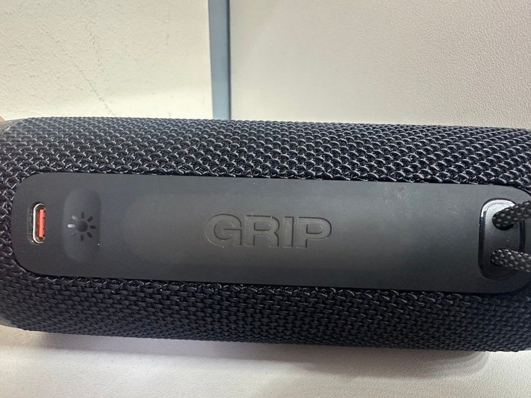 Оголошення Jbl GRIP Black (JBLGRIPBLK) Б/У