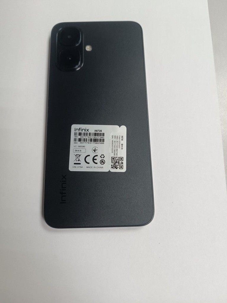 Infinix Smart 10 4/64GB Sleek Black Код:01-200974334. Зображення 5