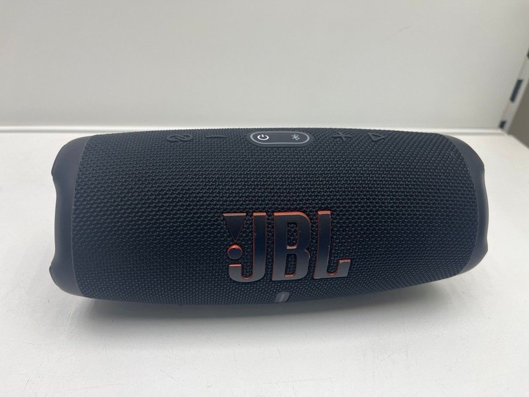 Купить Jbl charge 5 Б/У