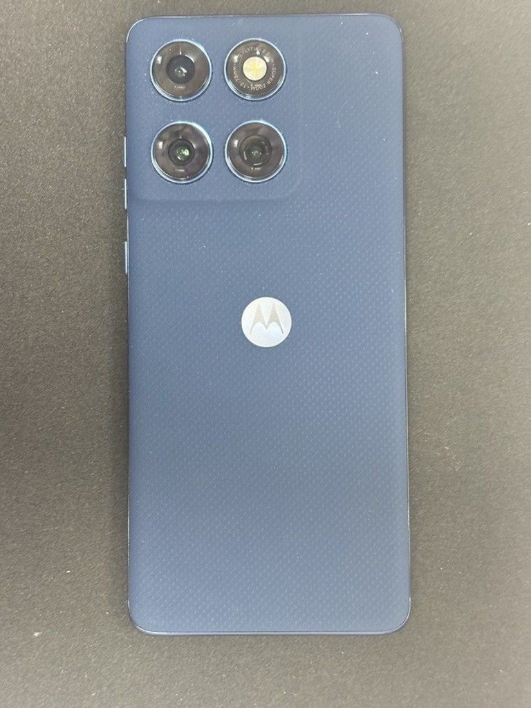 Купити Motorola Moto Edge 60 12/256GB Gibraltar Sea (PB7H0031) Б/У