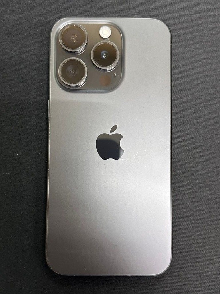 Купити Apple iphone 15 pro 256gb esim Б/У
