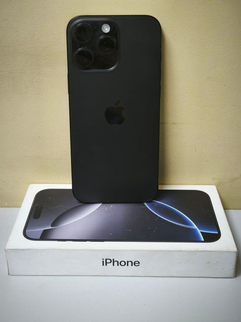Купить Apple iphone 16 pro max 256gb Б/У