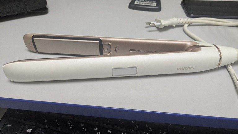 Дешево Philips hp 8372 з ломбарду