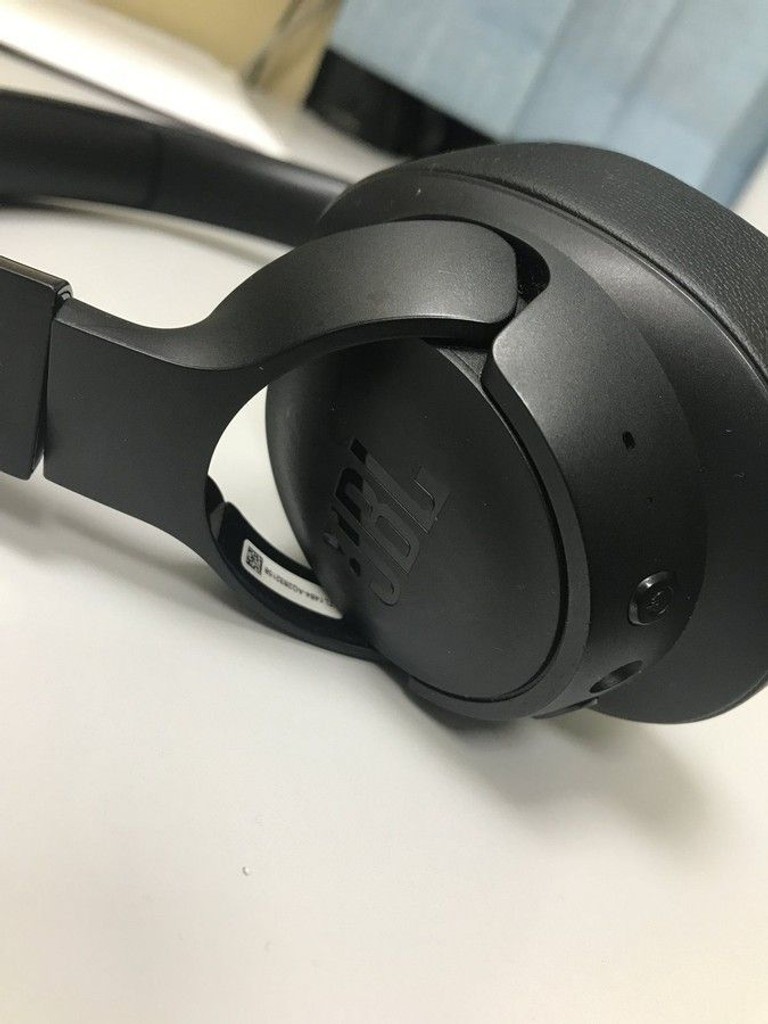 Дешево Jbl tune 720bt з ломбарду