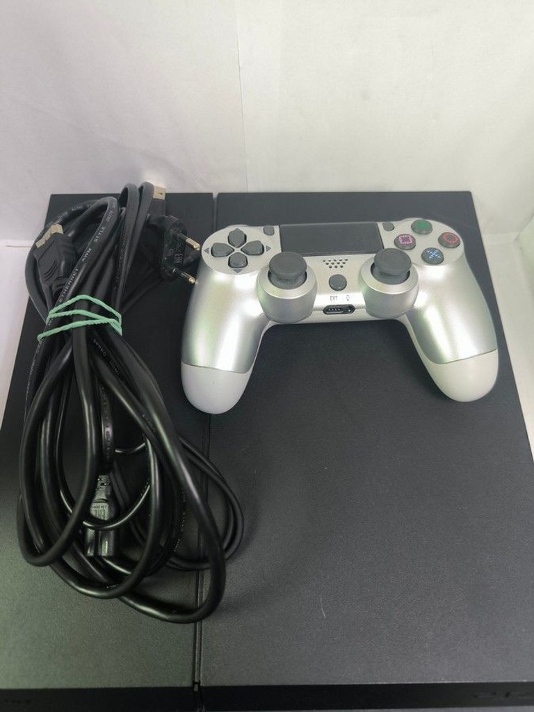 Купити Sony playstation 4 500gb Б/У