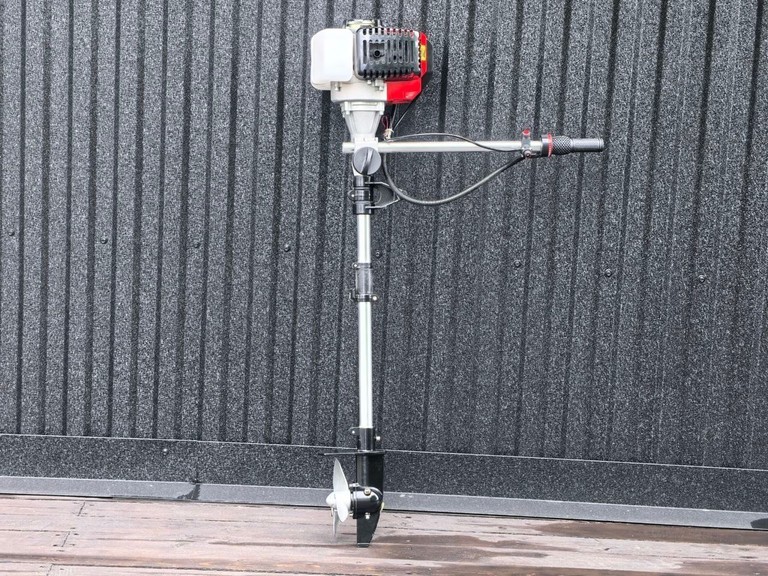 Купити Motor 2.3 к.с., 52 см³, 2-тактний, водяне охолодження, довгий вал, CDI. Новий. Б/У