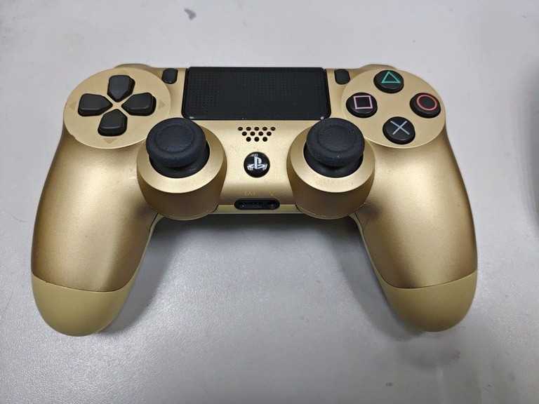 Купить Sony dualshock 4 v2 Б/У