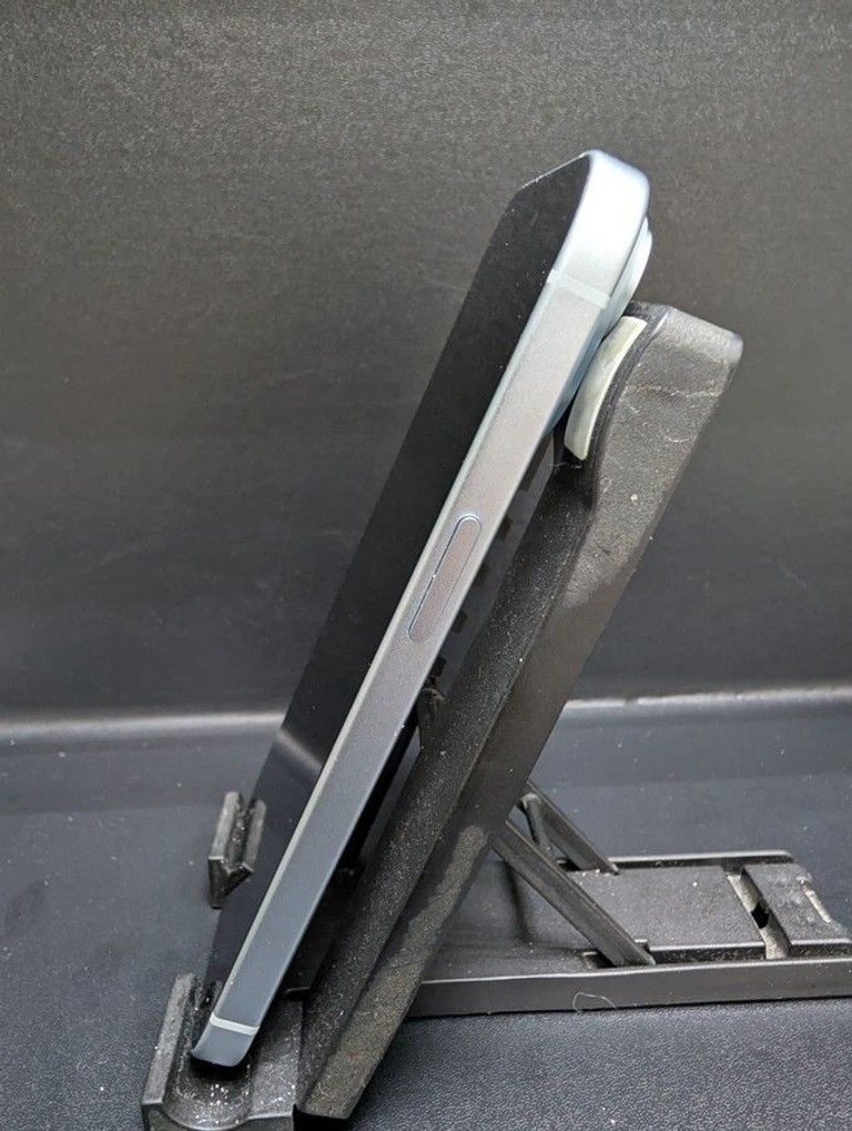 Apple iPhone 15 128GB Green Код:01-201038953. Зображення 7