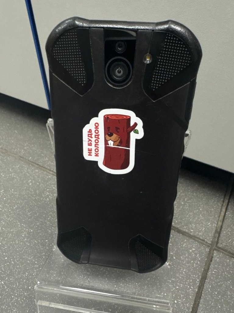 Оголошення Kyocera dura force pro 2 4/64gb Б/У