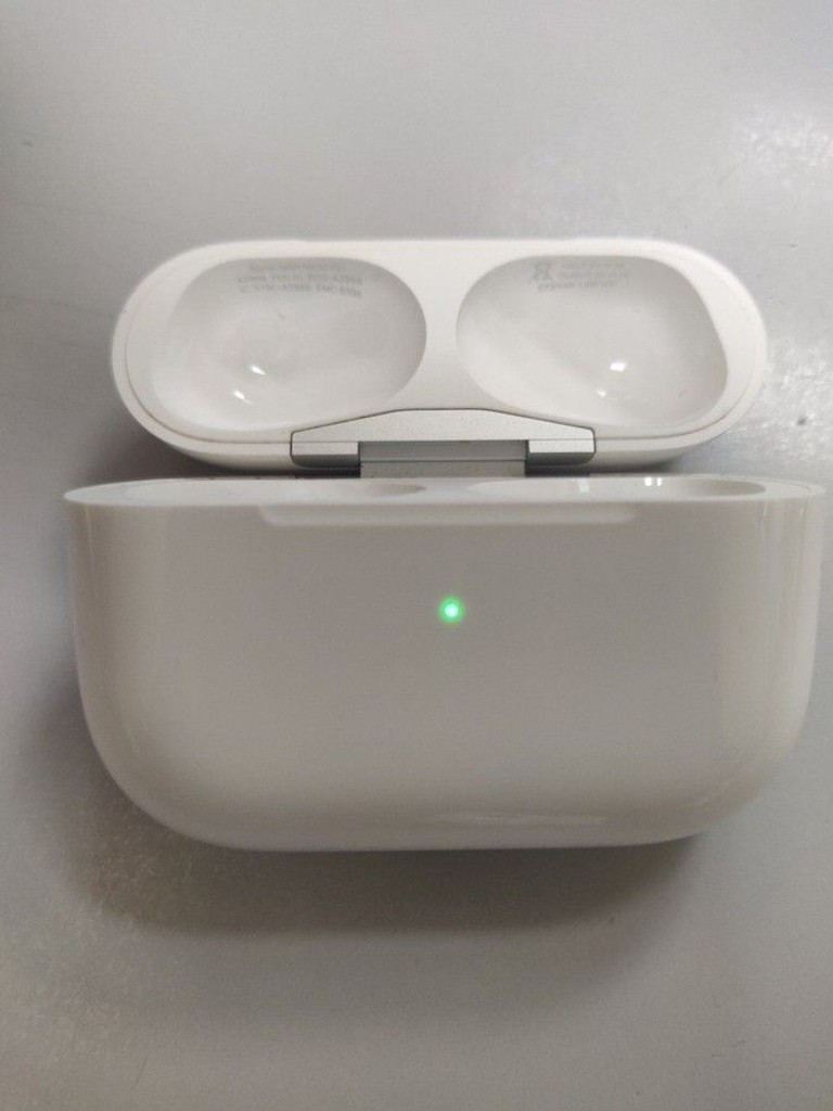 Оголошення Apple airpods pro 2nd generation with magsafe charging case usb-c Б/У