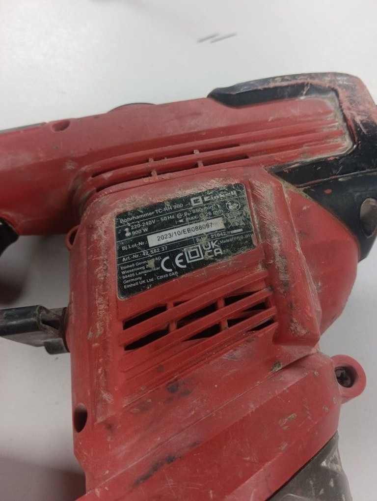 Дешево Einhell TC-RH 900 з ломбарду