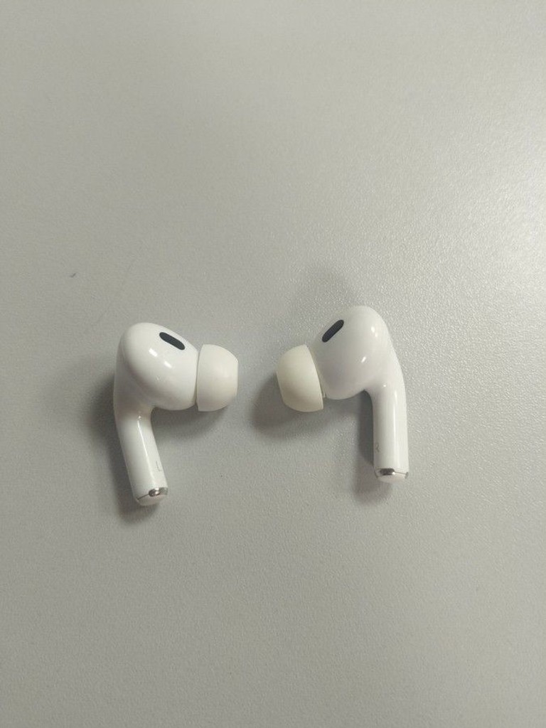 Оголошення Apple airpods pro 2nd generation magsafe Б/У